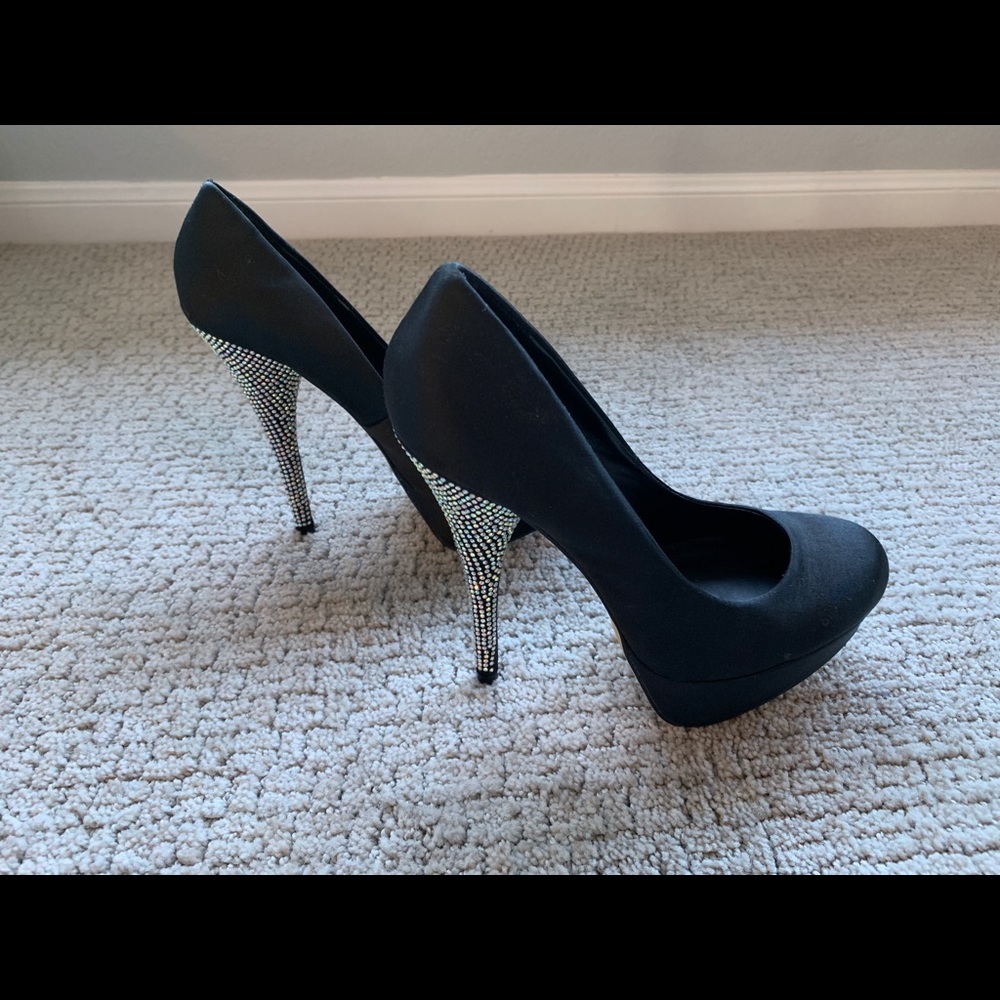 Lipstick high heels